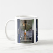 タイの電車の中で…東南アジア旅行 コーヒーマグカップ (左)