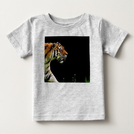 タイガーが近づく – 野生動物のアートワーク ベビーTシャツ (正面)