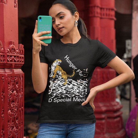 タイガーは女性のブラックの特別な食事のために飢えている Tシャツ