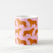 タイガーアニマルピンクモダン コーヒーマグカップ (中央)