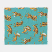 タイガーオンティール(緑がかった色)パターン フリースブランケット (正面(横))