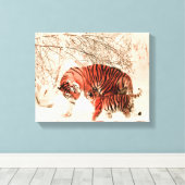 タイガース・イン・ザ・スノー キャンバスプリント (インサイチュ (ウッドフロア))