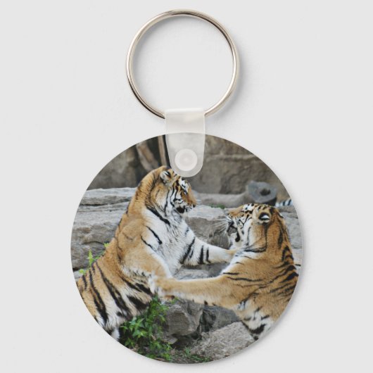タイガーファイト – アクション写真 キーホルダー (正面)