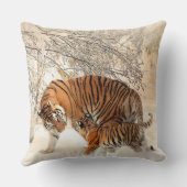 タイガーママとベビー枕 クッション (裏面)