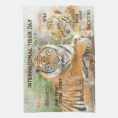 タイガー国際的デー、7月29日、タイポグラフィアート キッチンタオル (縦)