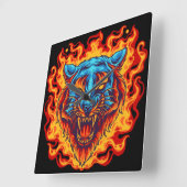 『タイガー・オン・ファイア』 スクエア壁時計 (傾斜)