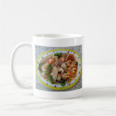 タイスパイシーソーセージサラダ…アジア通り食品 コーヒーマグカップ (左)