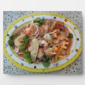 タイスパイシーソーセージサラダ…アジア通り食品 フォトプラーク (正面)