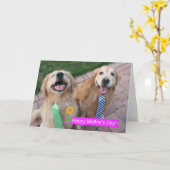 タイズマザーズを着たゴールデンレトリバーの日 カード (黄色い花)