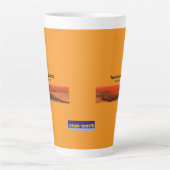 タイタンの表面 カフェラテマグ (正面)