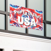 タイダイ 横断幕 (ビルの外側)