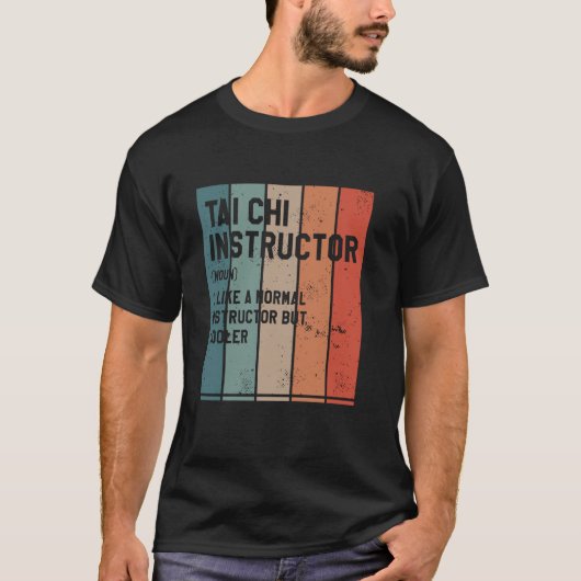 タイチチュアンインストラクター中国の武術アート Tシャツ (正面)