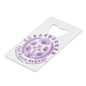 タイトル： 「スクラップブックユーザー – 切り取り、貼り付け、繰り返し」 クレジットカード栓抜き (裏面アングル)