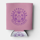 タイトル: 「スクラップブックユーザー – 切り取り、貼り付け、繰り返し」 缶クーラー (正面)