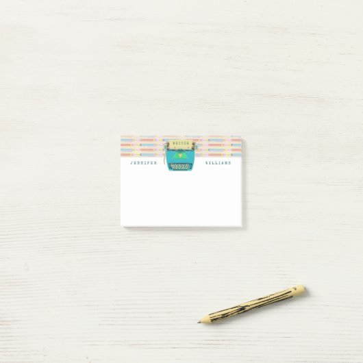 タイプライターのレトロの作家は|の名前をカスタムするを書きます ポストイット (デスク上)
