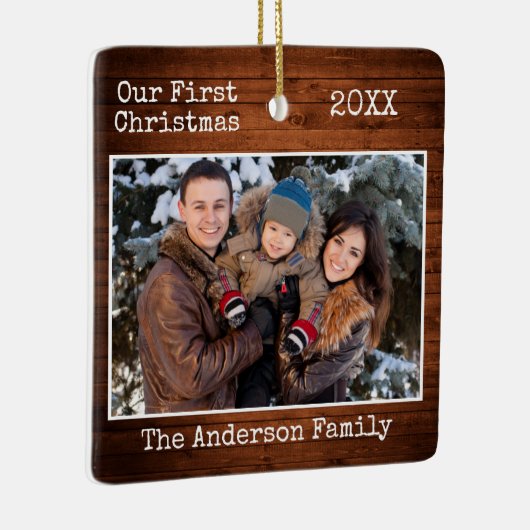 タイプライター文字ウッド初めてのクリスマスファミリー写真 セラミックオーナメント (右)
