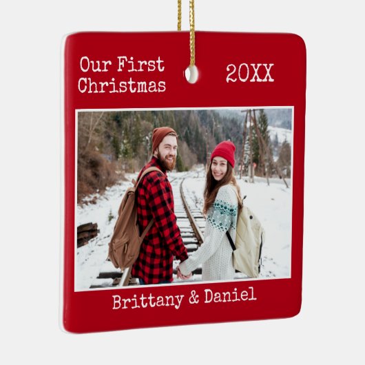 タイプライター文字カップル初めてのクリスマス赤 セラミックオーナメント (右)