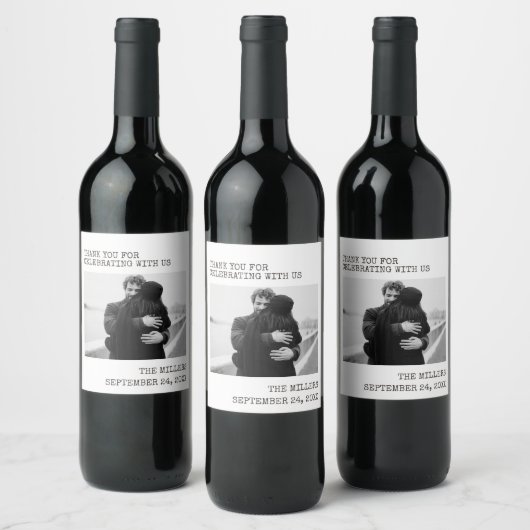 タイプライター文字ミニマリスト結婚写真 ワインラベル (ボトル)