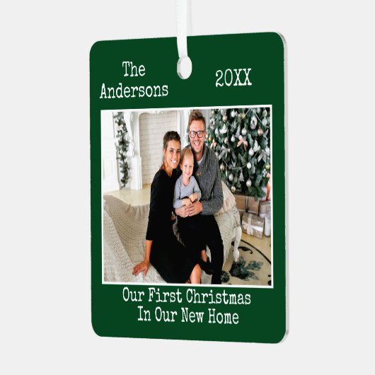 タイプライター文字初めてのクリスマスニューホームグリーン メタルオーナメント (正面左)