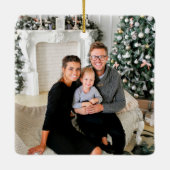 タイプライター文字初めてのクリスマス新しいホームフォト セラミックオーナメント (裏面)