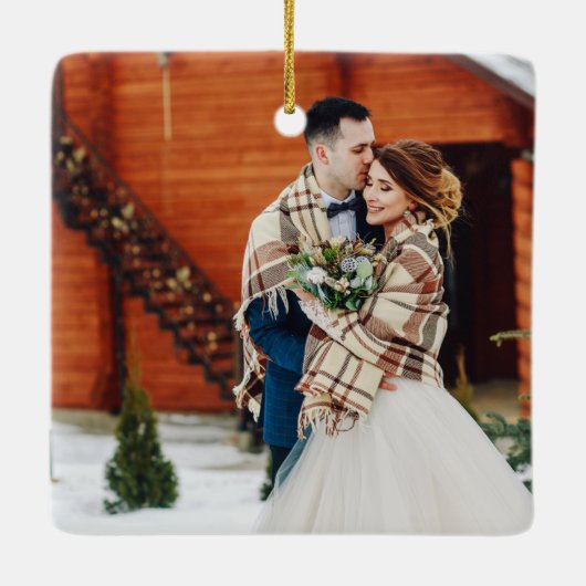 タイプライター文字初めてのクリスマスMr.And Mrs.Photo セラミックオーナメント (裏面)