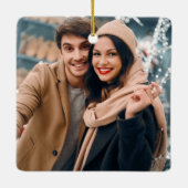 タイプライター テキスト ファースト クリスマス カップル フォト セラミックオーナメント (裏面)