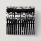 タイプライター 缶バッジ (正面)