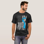 タイプ1糖尿病戦士アメリカ国旗の青とグレーリボン Tシャツ (正面フル)