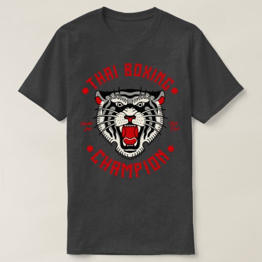 タイボクシングタイガーチャンピオン武術アーツ Tシャツ (デザイン正面)