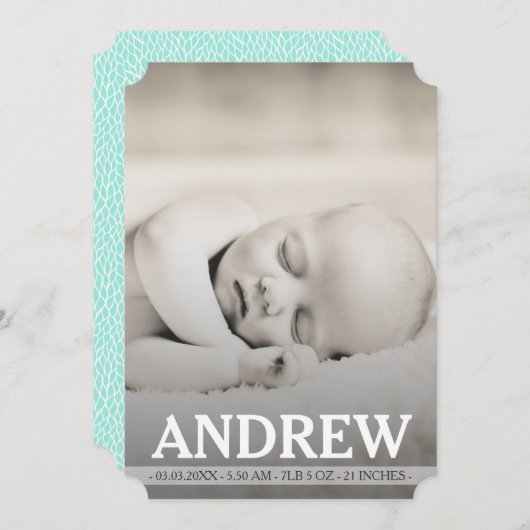 タイポグラフィの男の赤ちゃんの誕生の発表の写真カード 案内状 (正面/裏面)