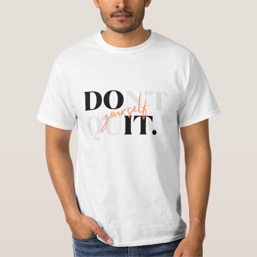 タイポグラフィやめデザインメンTシャツ禁止 Tシャツ (正面)