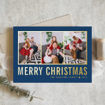 タイポグラフィクラシックフォトコラージブルークリスマス 箔シーズンカード<br><div class="desc">メリークリスマス!このカスタマイズ可能なクリスマスフォトコラージュのカードで今季の暖かい願いを送りなさい。青い背景にシンプルタイポグラフィを施している。3つの写真、名前、年、その他の詳細を追加してパーソナライズ。このモダン金ゴールドフォイルのクリスマスカードは他の色やカードストックで利用可能である。</div>