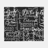 タイポグラフィパターンのホワイトネーム黒 フリースブランケット (正面(横))