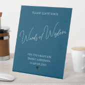 タイポグラフィブルー大学院卒業式卓上看板 台座サイン (インサイチュ)