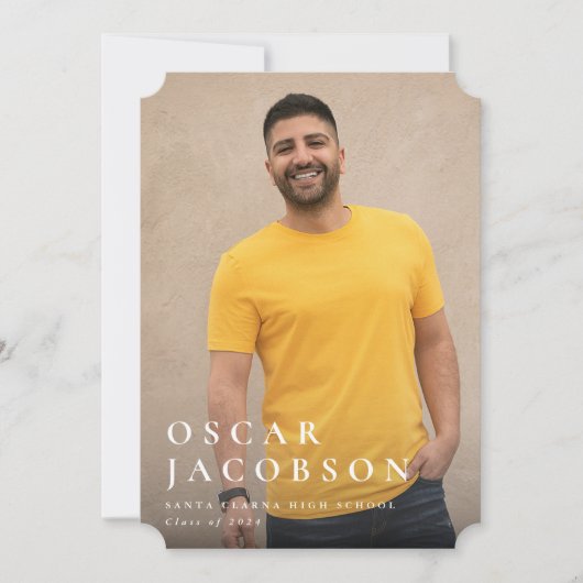 タイポグラフィミニマルックのオーバーレイ卒業写真 案内状 (正面)