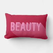 タイポグラフィモダンピンク美しい ランバークッション (正面)