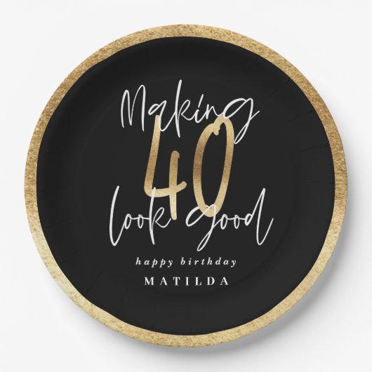 タイポグラフィモダンブラックと金ゴールド40歳の誕生日 ペーパープレート (正面)