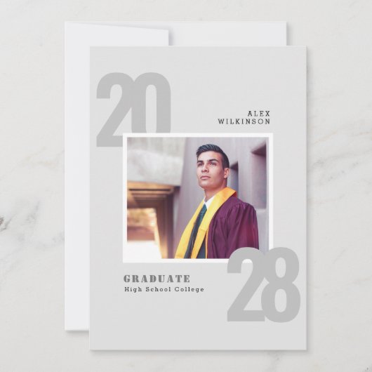 タイポグラフィモダンミニマル5写真卒業 招待状 (正面)