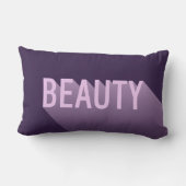 タイポグラフィモダンラベンダーパープル美しい ランバークッション (裏面)