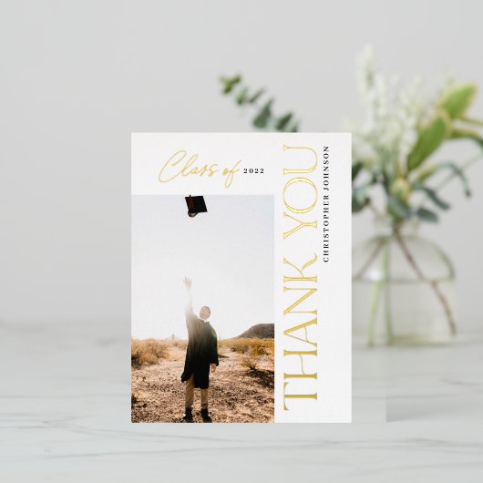 タイポグラフィモダン卒業ありがとうフォトフォイル 箔招待状ポストカード (立ち正面)