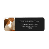 タイポグラフィ文字フォトブラック差出人住所ラベル ラベル (正面)