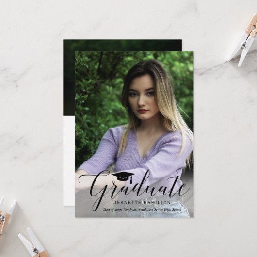 タイポグラフィ スクリプト フロント/バック フォト 卒業 招待状 (正面/裏面インサイチュ)