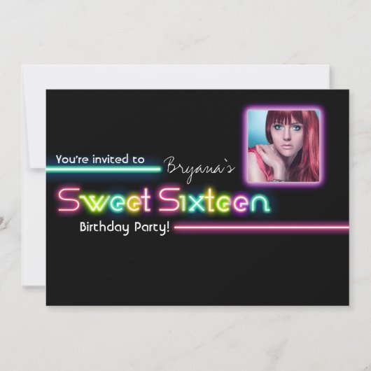 タイポグラフィ SWEET 16 ネオン グロー フォト パーティー 招待状 (正面)