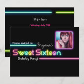 タイポグラフィ SWEET 16 ネオン グロー フォト パーティー 招待状 (正面/裏面)