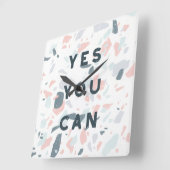 タイポグラフィ-Yes スクエア壁時計 (傾斜)