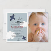 タイムフライ飛行機ブルーボーイフォト1st誕生日 招待状 (正面)