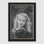 タイムレスエレガンスブラック&金ゴールド年賀フォトカード マグネット招待状 (正面)