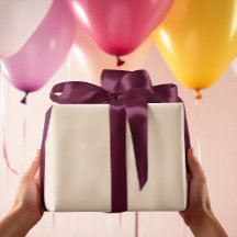 タイムレスエレガント – クリームラッピング紙