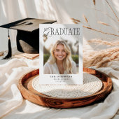 タイムレスクラシックタイポグラフィ写真の卒業 招待状