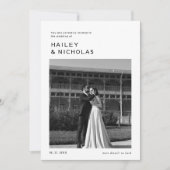 タイムレスクラシックタイポグラフィQRコードフォト結婚ズ 招待状 (正面)